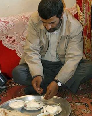 دلتنگی بزرگواری برای احمدی‌نژاد+ تصویر