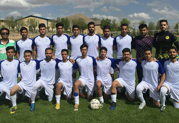 تیم فوتبال دانشگاه یزد قهرمان مسابقات منطقه‌اي كشور