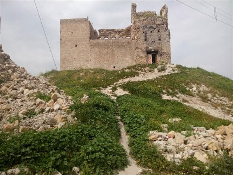 قلعه ای مشرف بر دل طبیعت در کهگیلویه و بویراحمد + تصاویر