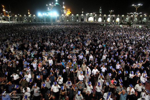 گزارش تصویری / مراسم احیای شب نوزدهم ماه مبارک رمضان در حرم رضوی