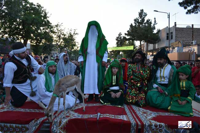 استقبال مردمی از کاروان نمادین امام رضا(ع) در نیشابور