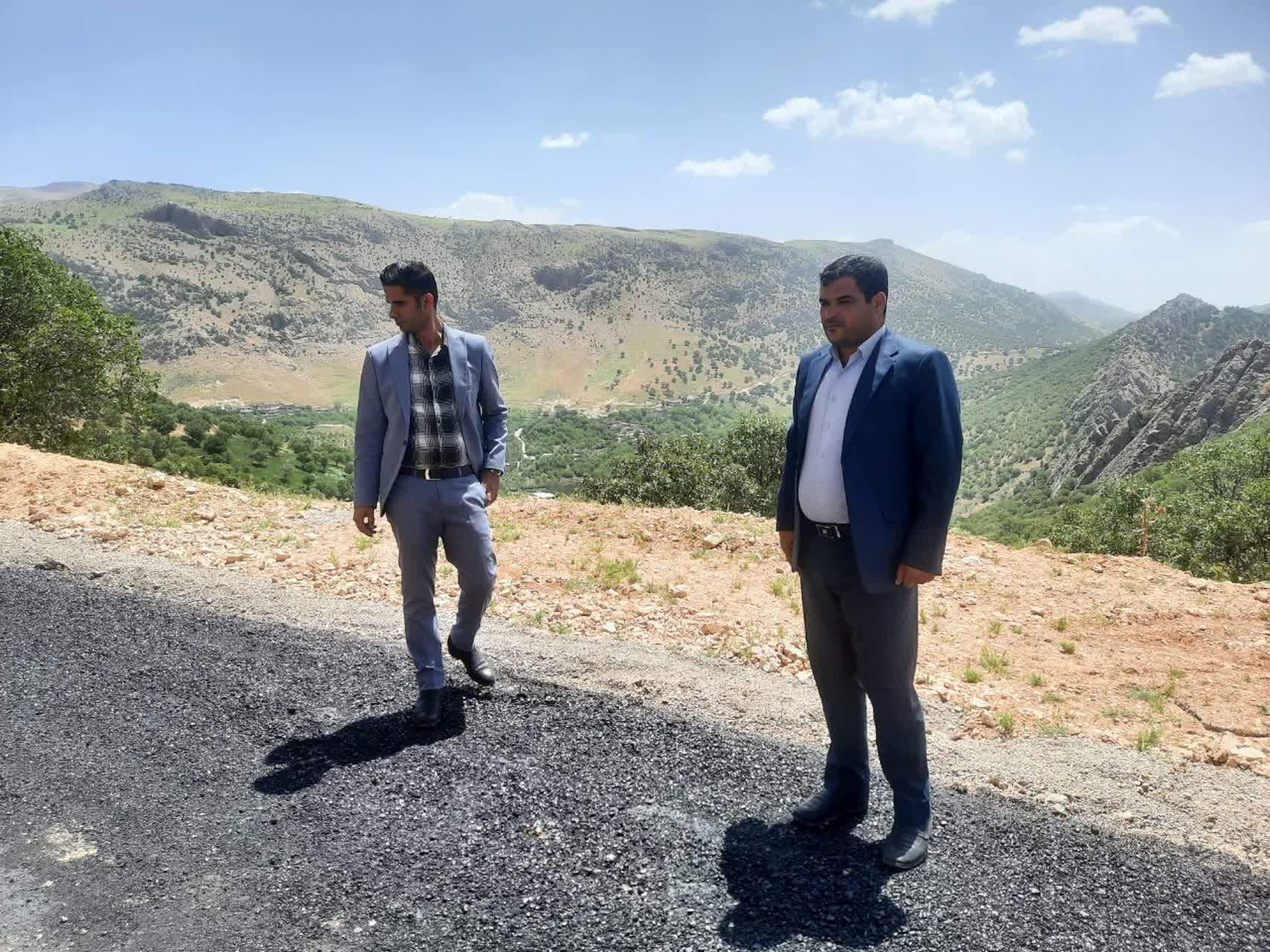 بازدید بخشدار مرکزی از طرح‌های عمرانی روستایی مارکون