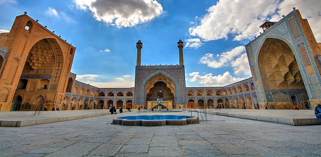 زنگ خطر برای مسجد جامع عتیق؛ رسیدگی چرا پس از باران؟!