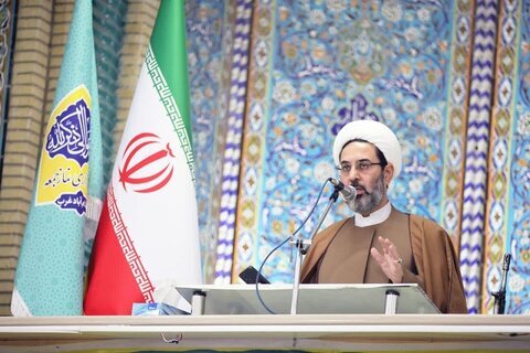 تورم اصلی را بنگاههای اقتصادی ناتراز ایجاد میکنند / بانک آینده با اعلام نرخ بهره ۷ درصد بالاتر از سایر بانکها عامل اصلی تورمزایی بود تورم اصلی را بنگاههای اقتصادی ناتراز ایجاد میکنند / بانک آینده با اعلام نرخ بهره ۷ درصد بالاتر از سایر بانکها عامل اصلی تورمزایی بود