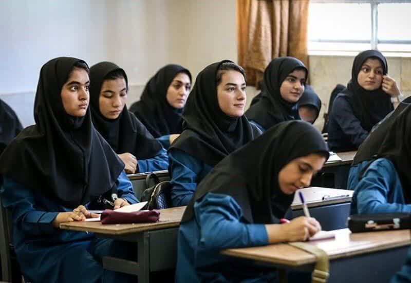 بحران در معدل امتحانات نهایی لرستان/ این زنگ خطر نیست، خود خطر است بحران در معدل امتحانات نهایی لرستان/ این زنگ خطر نیست، خود خطر است