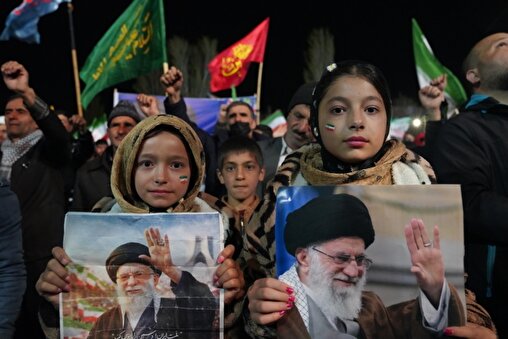 دعوت از کرمانیها جهت اجرای پویش «نذر خودرو» در مراسم بدرقه رهبر شهید ایران دعوت از کرمانیها جهت اجرای پویش «نذر خودرو» در مراسم بدرقه رهبر شهید ایران