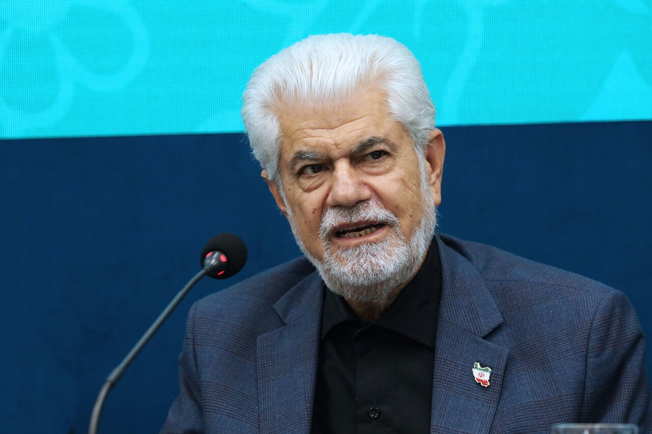 مطالبات خبرنگاران را در نامه‌ای به رئیس‌جمهور منتقل می‌کنیم/ وزیر راه، گره مسکن خبرنگاران را باز کند