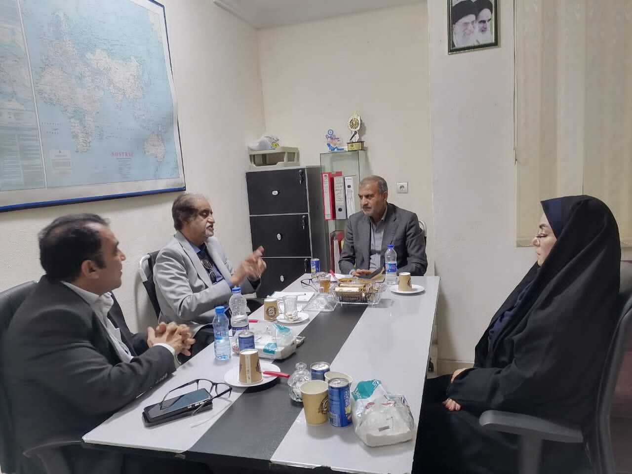 رسانههای هرمزگان بازوی کارشناسی توسعهاند رسانههای هرمزگان بازوی کارشناسی توسعهاند