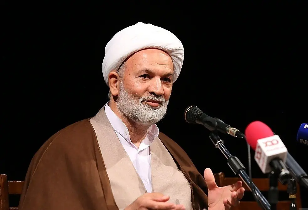 مطالبه یک همتی قم از دولت برای تکمیل آزادراه شهید سلیمانی