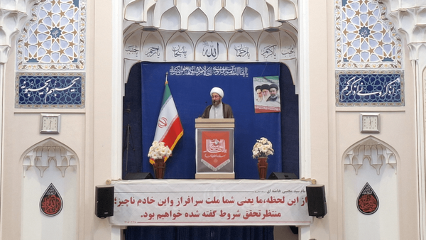 ترامپ برای بقای خود به ملت آمریکا رشوه می‌دهد