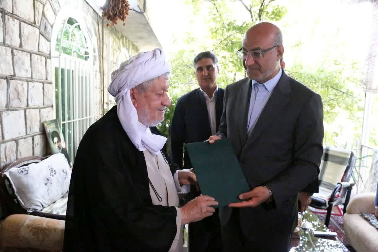 حمایت ماموستا قادری پشتوانهای برای توسعه اورامانات است حمایت ماموستا قادری پشتوانهای برای توسعه اورامانات است