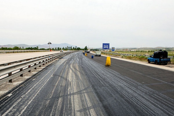 انتقاد یک نماینده از روند کند بهسازی آزادراه تبریز ـ زنجان/ سازمان راهداری به وعده خود عمل کند