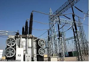 نصب ترانس 30 مگاولت آمپری در پست پتروشیمی آبادان