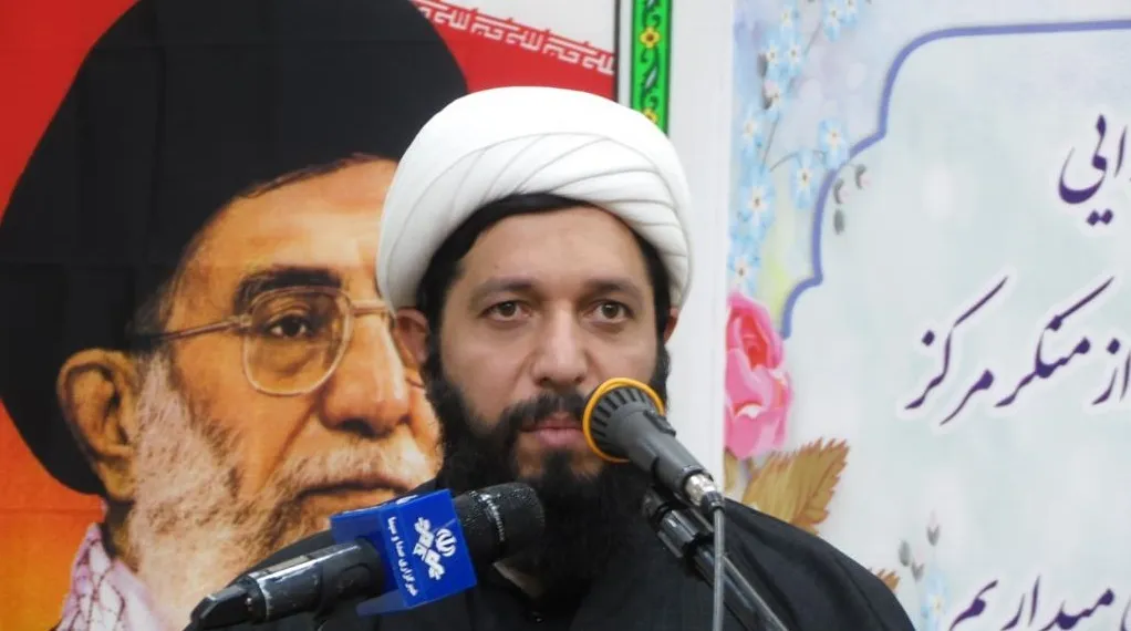 آیا یک دختر بدحجاب نمی تواند امر به معروف و نهی از منکر کند ؟ / اگر تذکر دادیم و به ما چاقو نزدند ، درست تذکر داده ایم / ماجرای مطالبه گری جوانان و پتروشیمی سقاوه / اشتباهی که در اصفهان شد و در یاسوج نشد! + فیلم و تصاویر